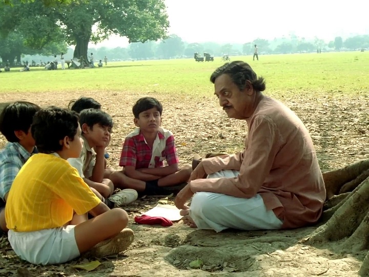Agantuk 8