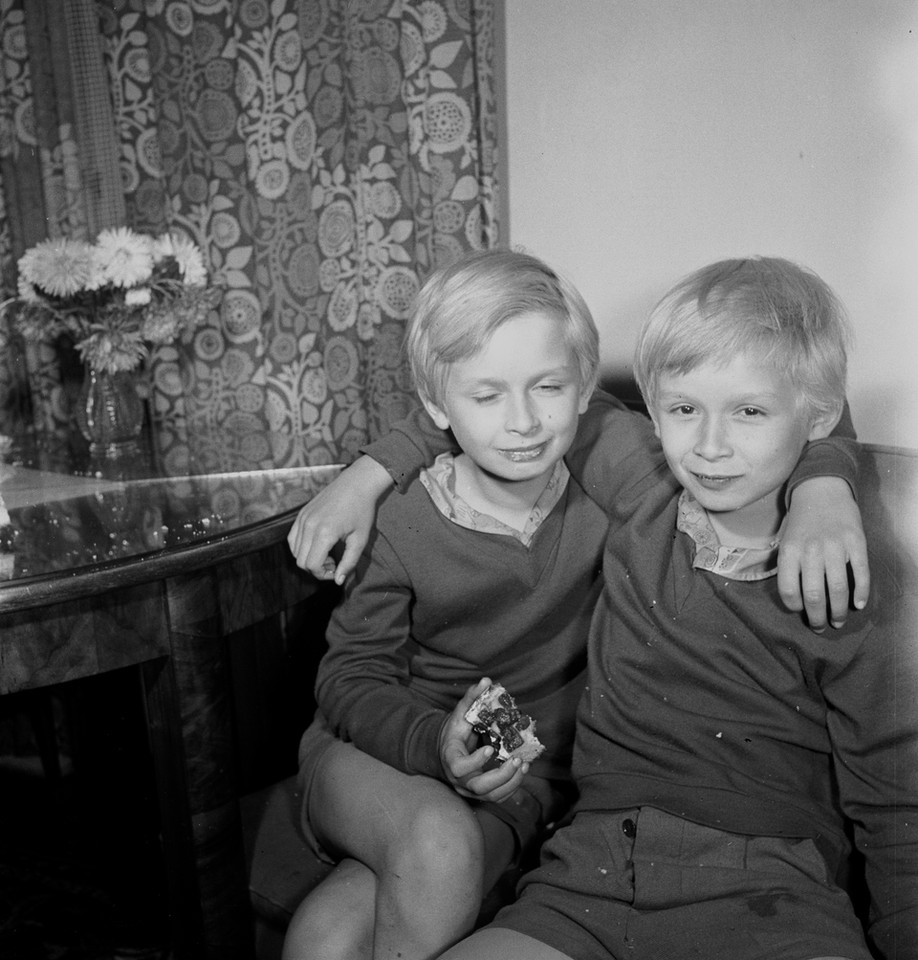 Lech and Jaroslaw Kaczynski 2