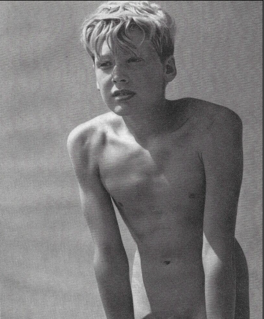 Canoe Pirates. p. 096 dtl